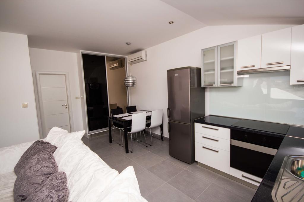 Apartments Maria Traù Esterno foto
