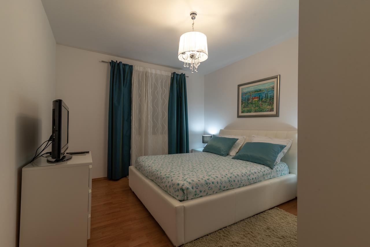 Apartments Maria Traù Esterno foto